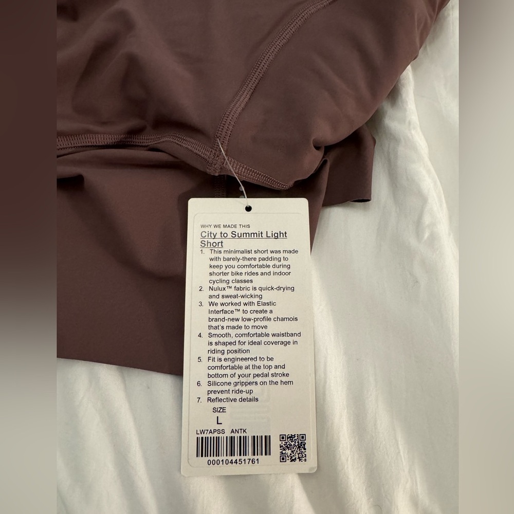 NWT! lululemon City to Summit Light Cycling Short - Picture 4 of 10